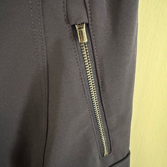 Athleta Endless High Rise Cargo Pant in Navy Blue Size 2P - Picture 10 of 12